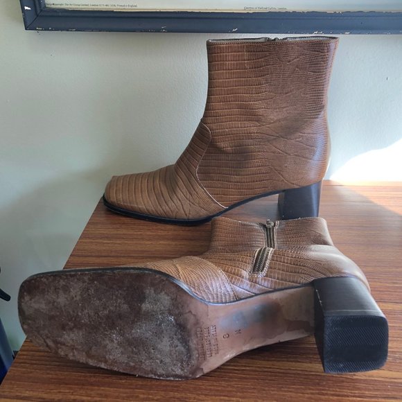 Talbot's Leather Bootie Reptile size 8N Side Zip - Picture 6 of 8